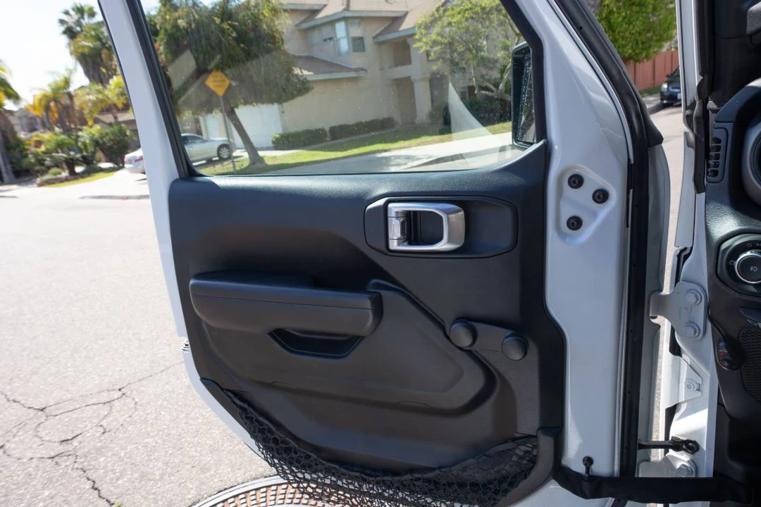 2023 Jeep - Image 20 of 21
