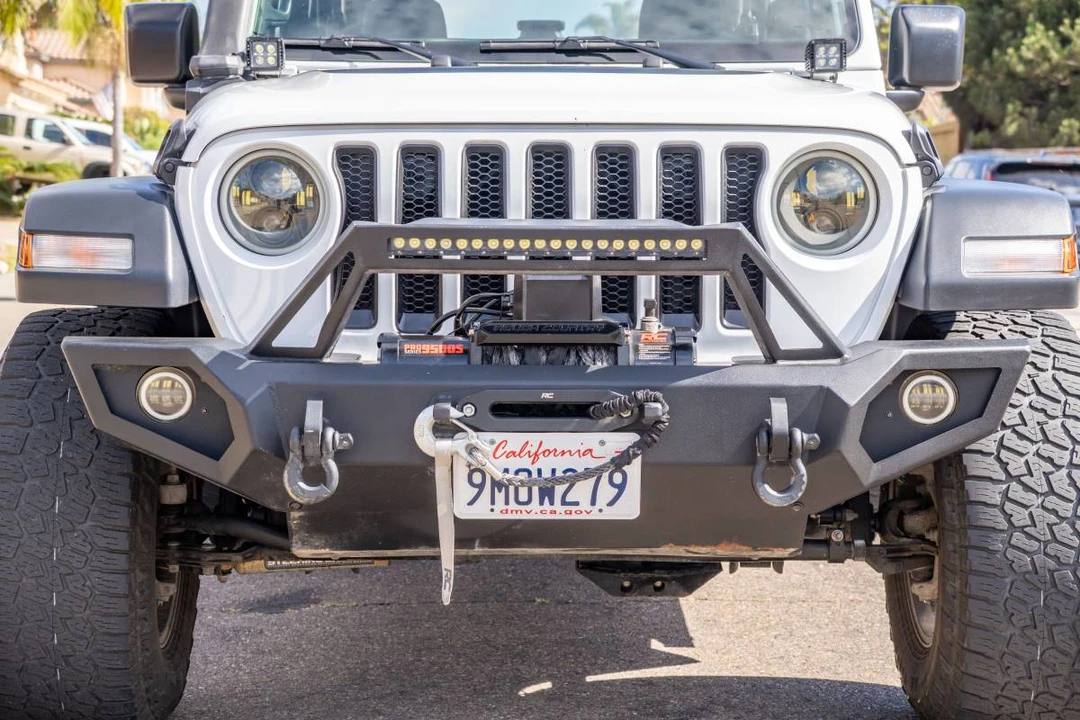 2023 Jeep - Image 8 of 21