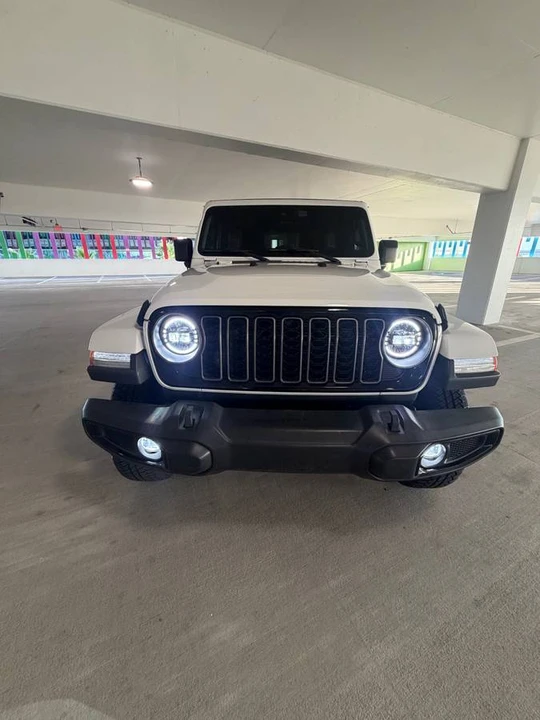 2022 Jeep JL Wrangler - Image 4 of 24