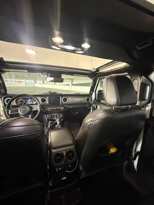 2022 Jeep JL Wrangler - Image 23 of 24