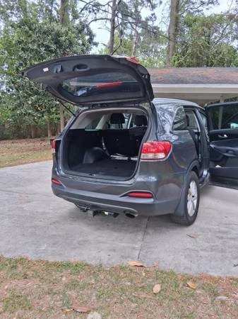 2017 Kia Sorento - Image 9 of 10