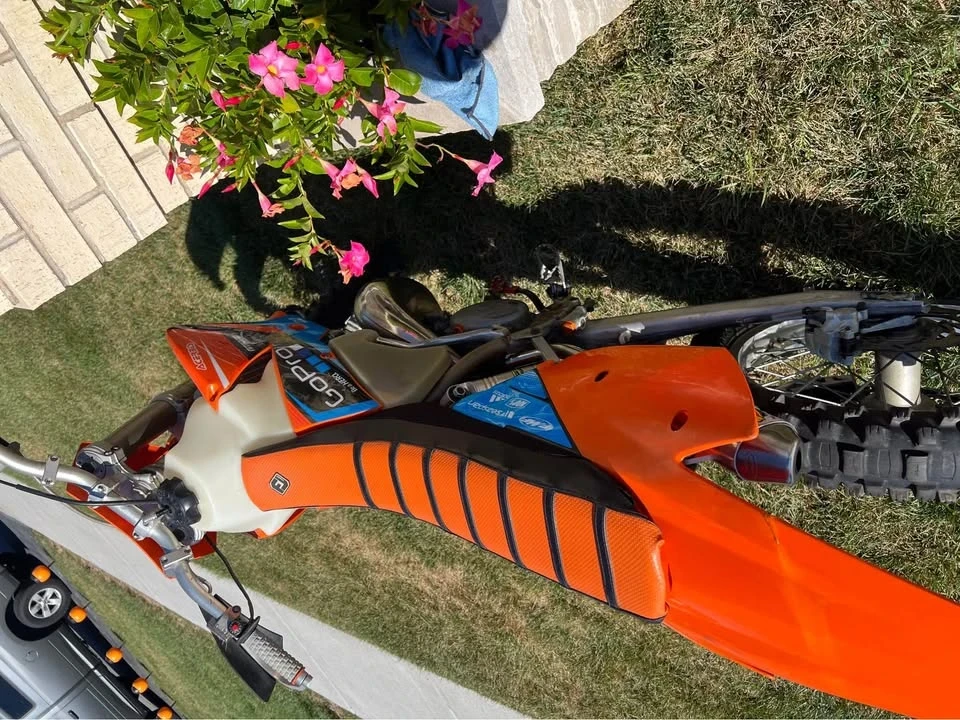 KTM - Image 6 of 6