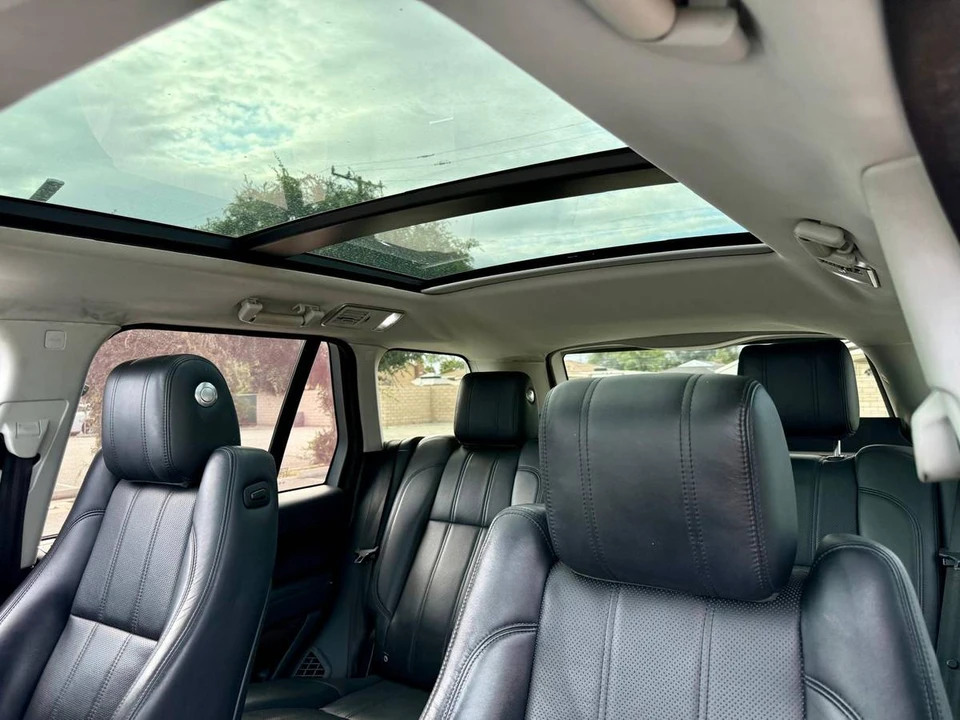 2015 Land Rover Range Rover L405 - Image 10 of 14