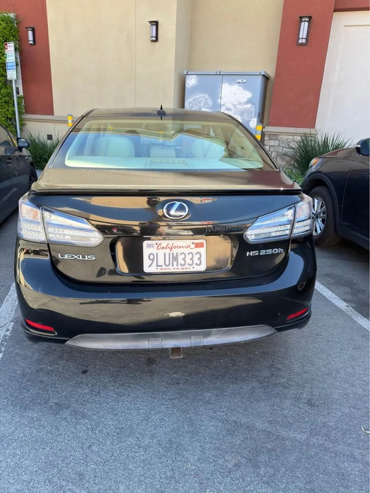 Lexus HS - Image 4 of 6