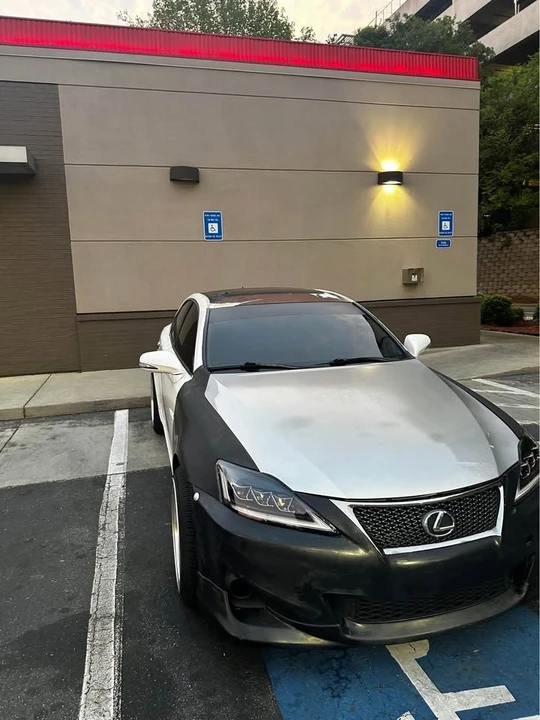 2009 Lexus IS 2nd Gen - Image 2 of 3