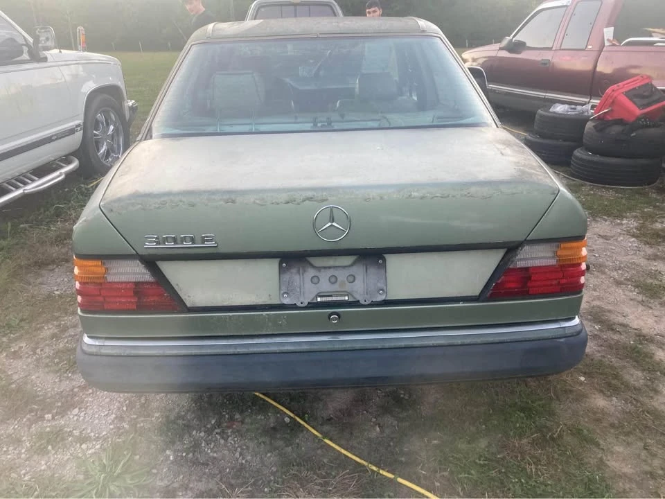 1990 Mercedes-Benz W124 E-Class - Image 3 of 8