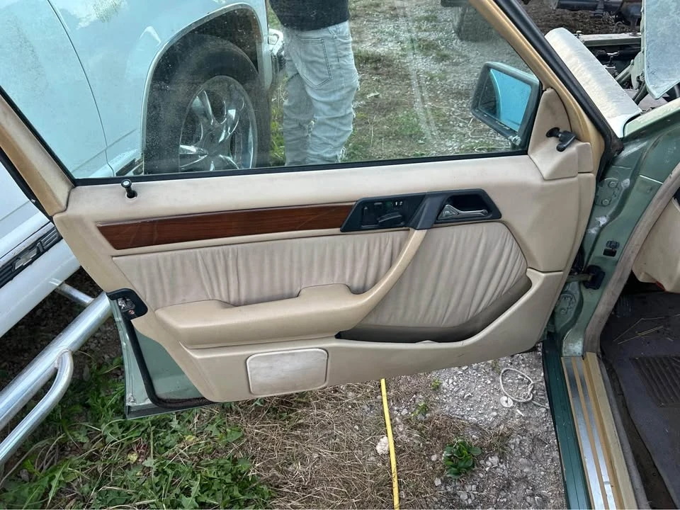 1990 Mercedes-Benz W124 E-Class - Image 5 of 8