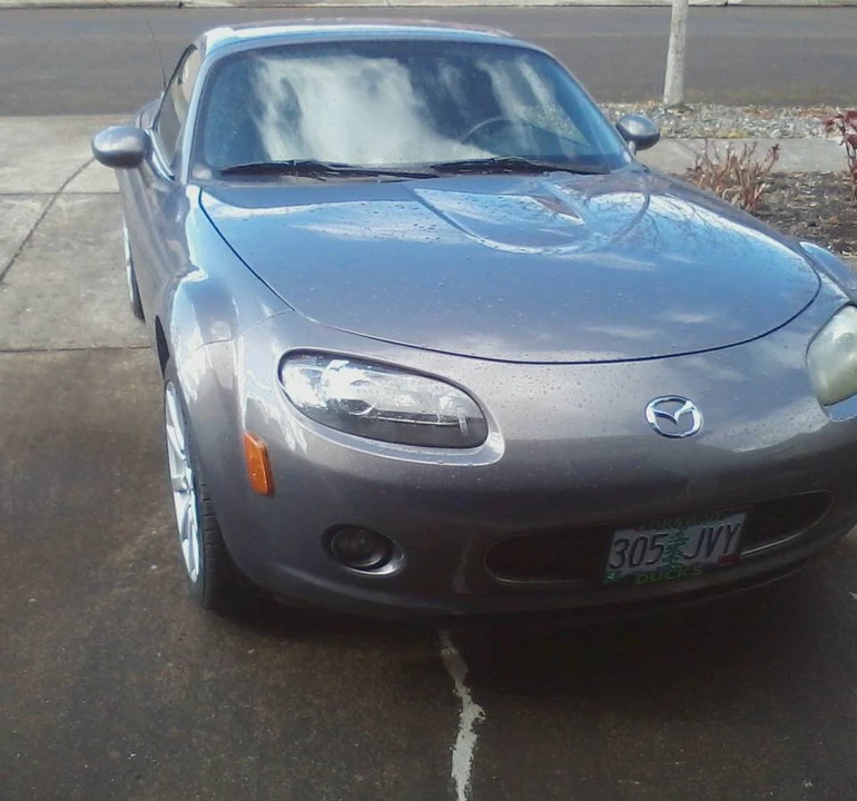 2008 Mazda NC MX-5 Miata - Image 2 of 3