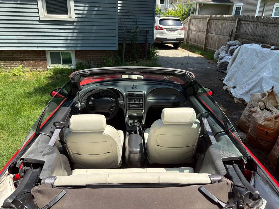 2000 Ford SN95 Mustang - Image 13 of 18
