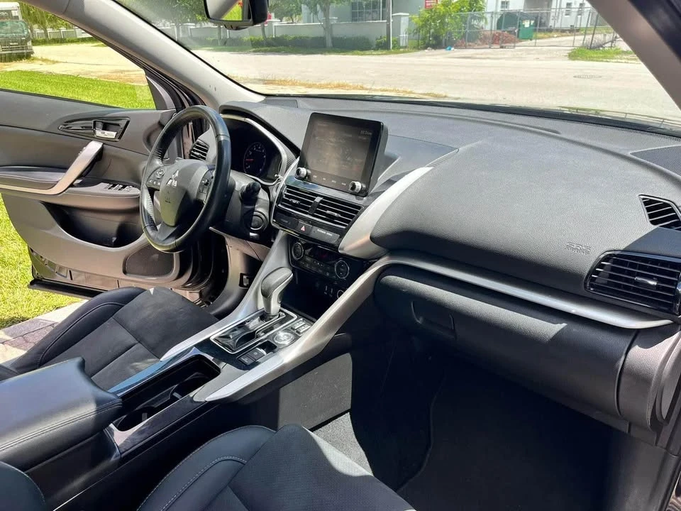 2023 Mitsubishi Eclipse Cross - Image 8 of 9