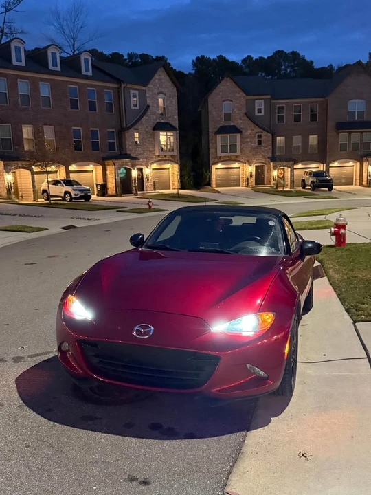 2019 Mazda ND MX-5 Miata - Image 2 of 3
