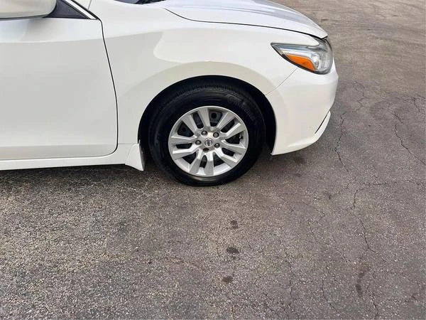 2017 Nissan Altima 5th Gen - Image 4 of 11