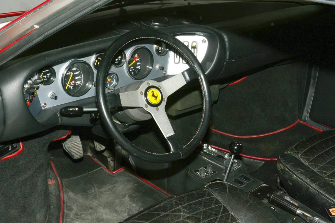 1975 Ferrari 308 GT4 - Image 2 of 3