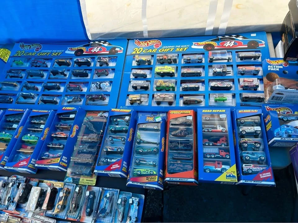 Parts & Memorabilia Scale Models - Image 2 of 10