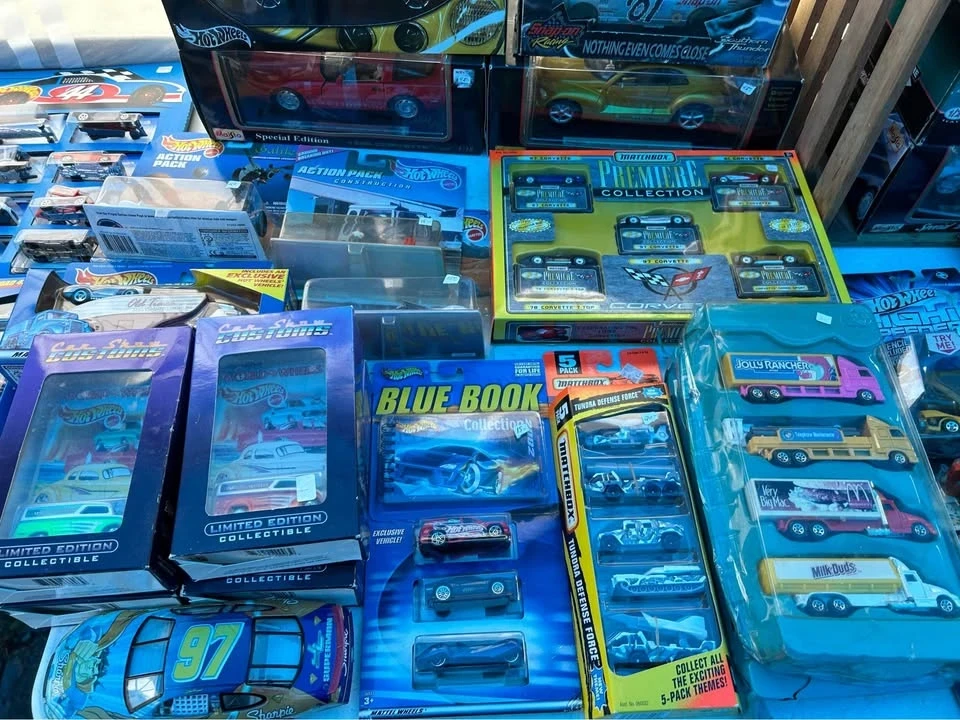 Parts & Memorabilia Scale Models - Image 3 of 10