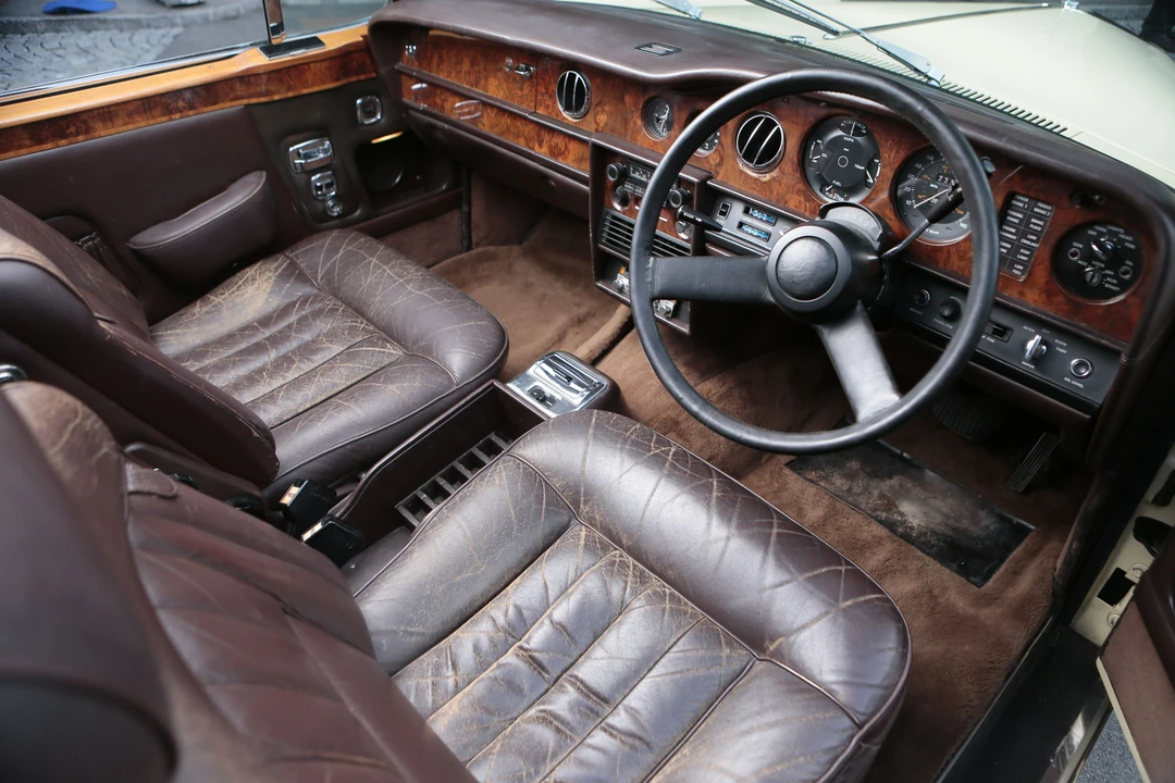 1977 Rolls-Royce Corniche Series I - Image 4 of 5