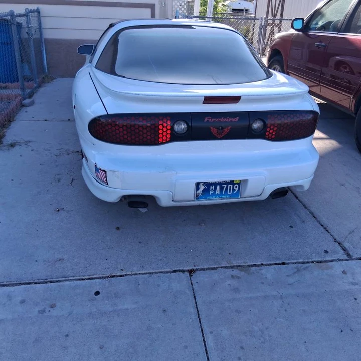 2002 Pontiac Firebird 4th Gen - Image 2 of 7
