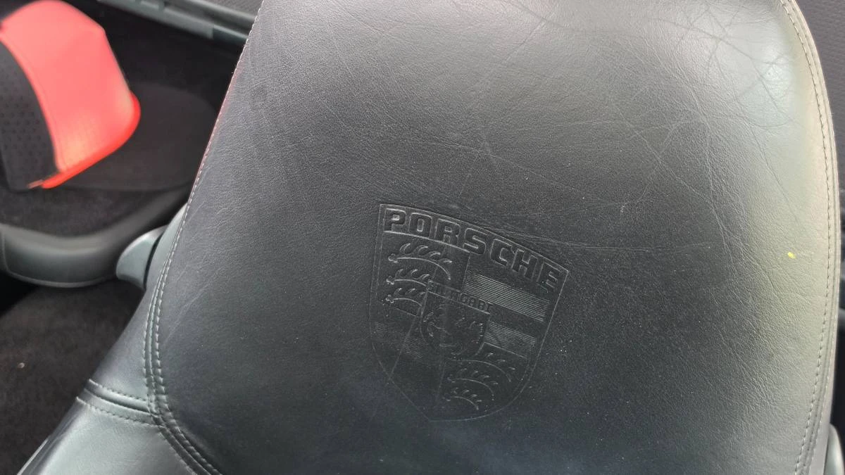 2002 Porsche 996 Carrera 4 - Image 6 of 8