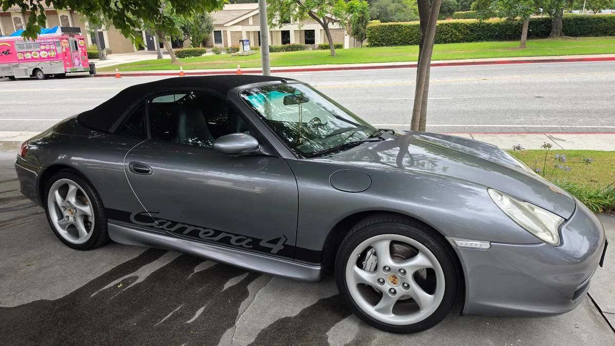 2002 Porsche 996 Carrera 4 - Image 2 of 8