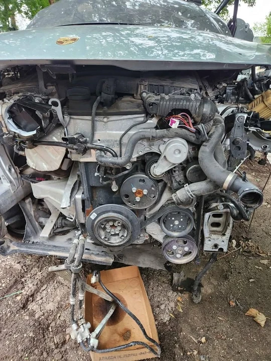 2017 Parts & Memorabilia Engines - Image 2 of 6