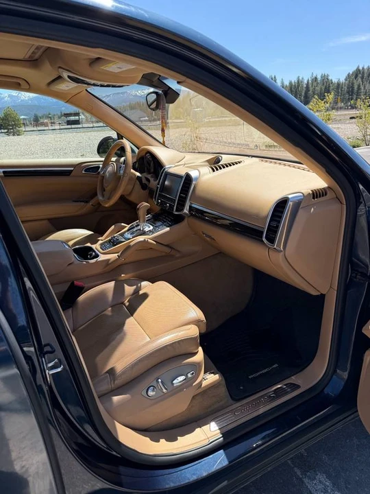 2013 Porsche 958 Cayenne S - Image 10 of 19