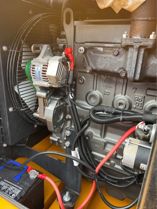 2010 Parts & Memorabilia Engines - Image 4 of 7