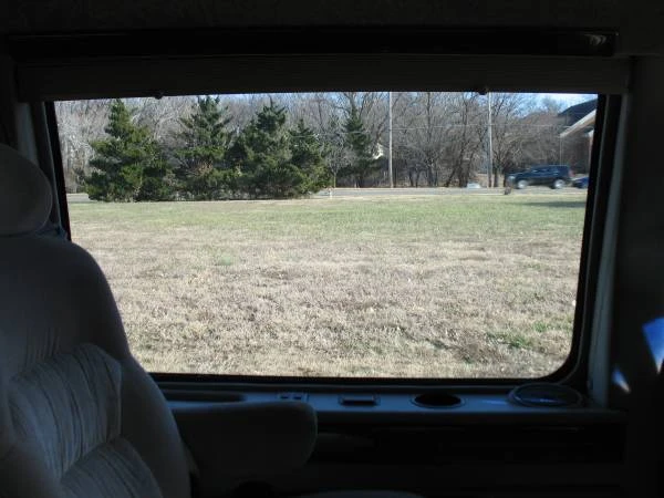 1999 Chevrolet Express - Image 11 of 15