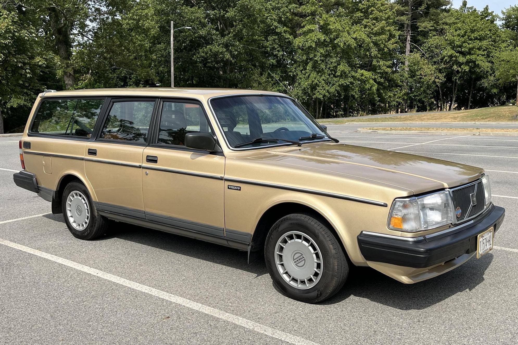 1988 Volvo 240 DL Wagon