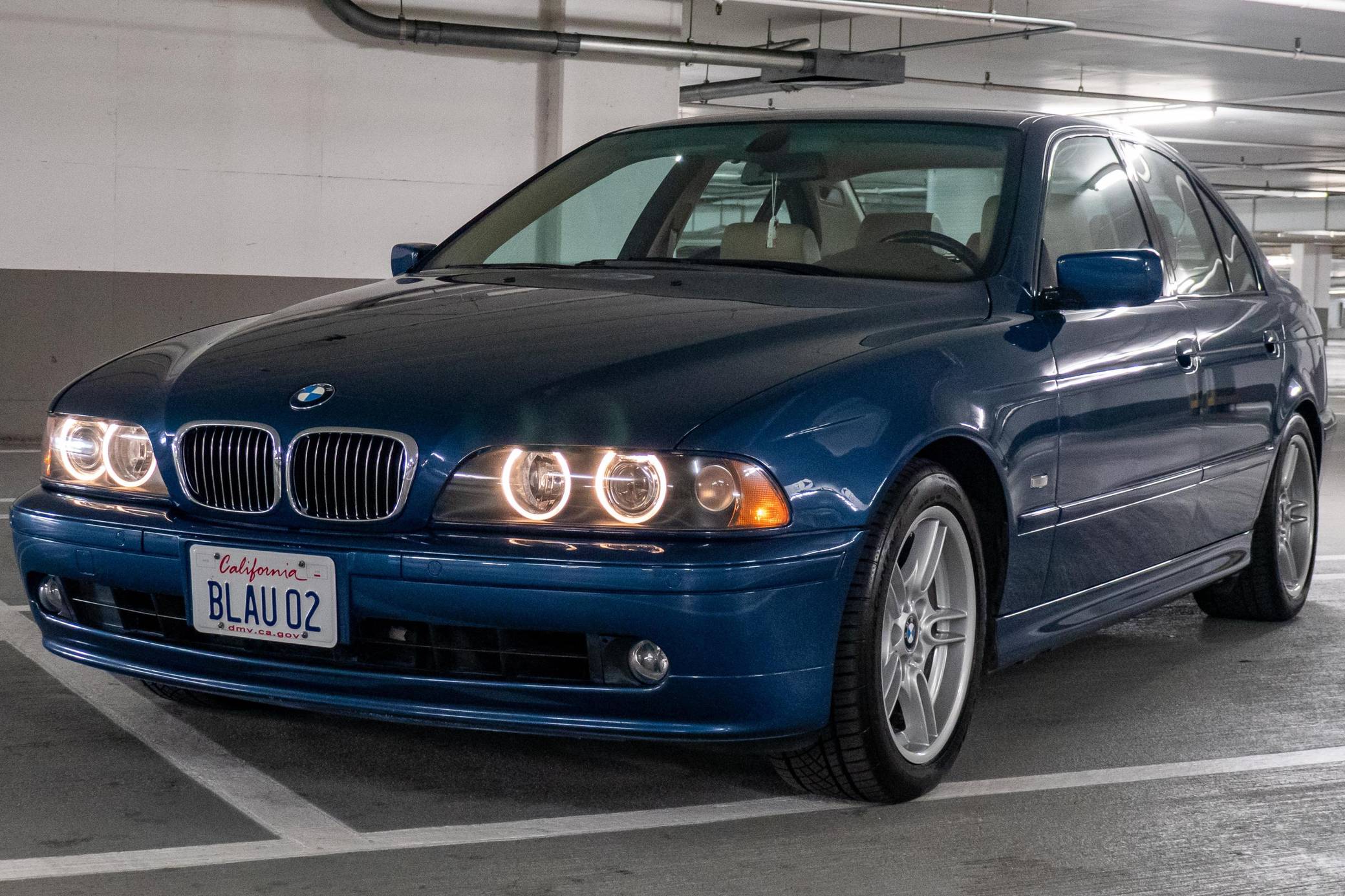 2002 BMW 540i Sedan