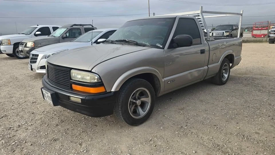 2001 Chevrolet S-10 Blazer 2nd Gen - Image 7 of 10