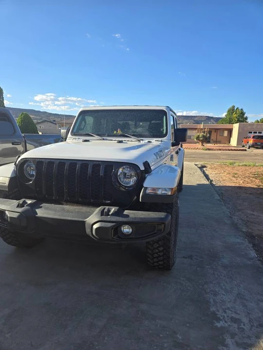 2021 Jeep JT Gladiator - Image 4 of 9