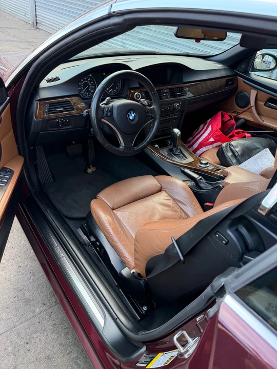 BMW E93 3 Series Convertible - Image 3 of 5