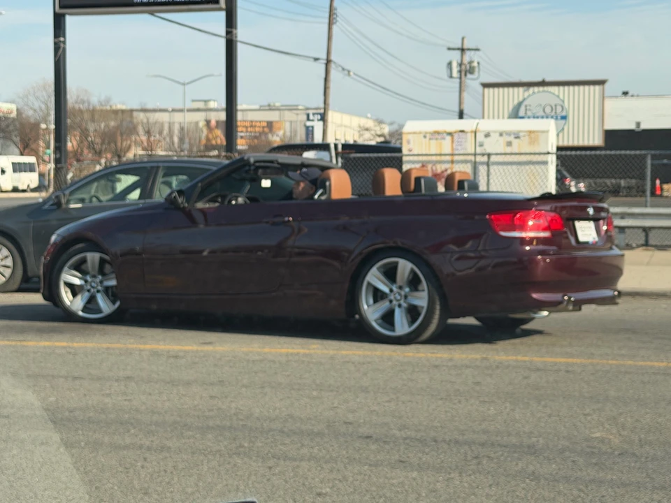 BMW E93 3 Series Convertible - Image 5 of 5