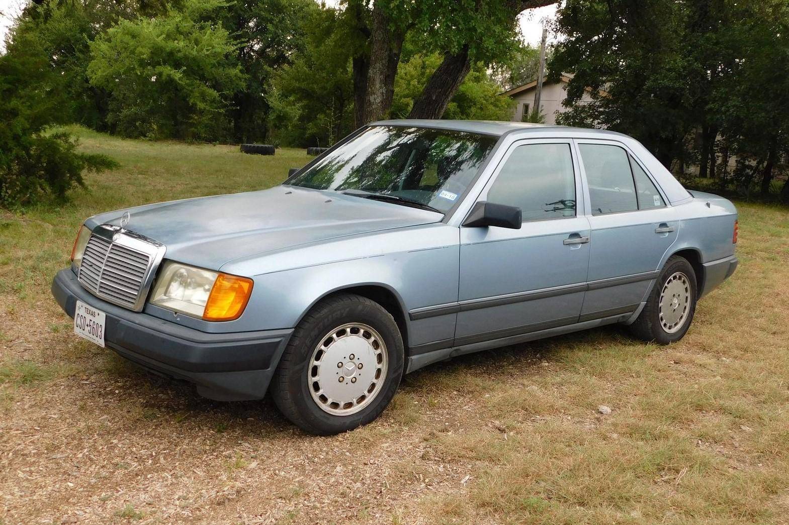 1987 Mercedes-Benz 300D Turbo