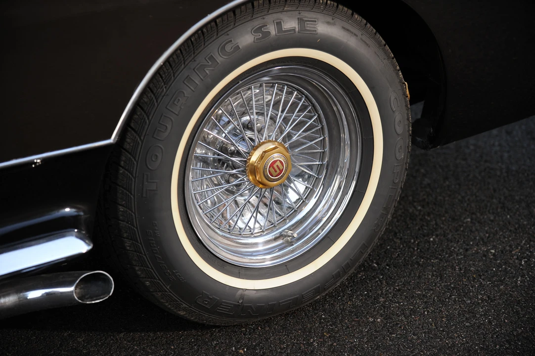 1977 Stutz Blackhawk - Image 3 of 11