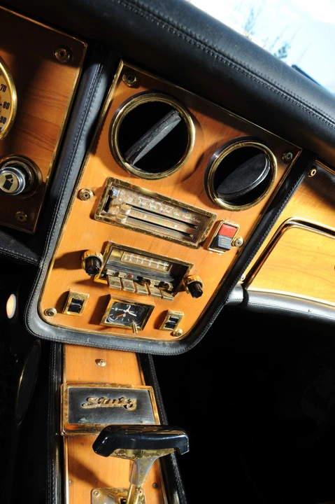1977 Stutz Blackhawk - Image 7 of 11