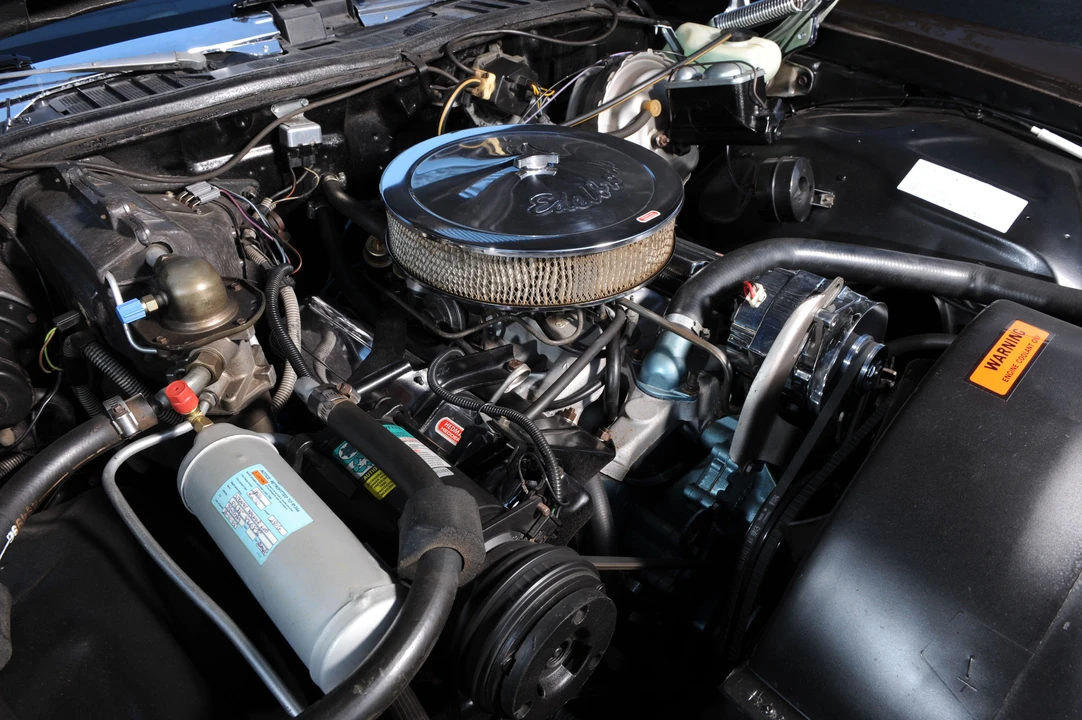 1977 Stutz Blackhawk - Image 5 of 11
