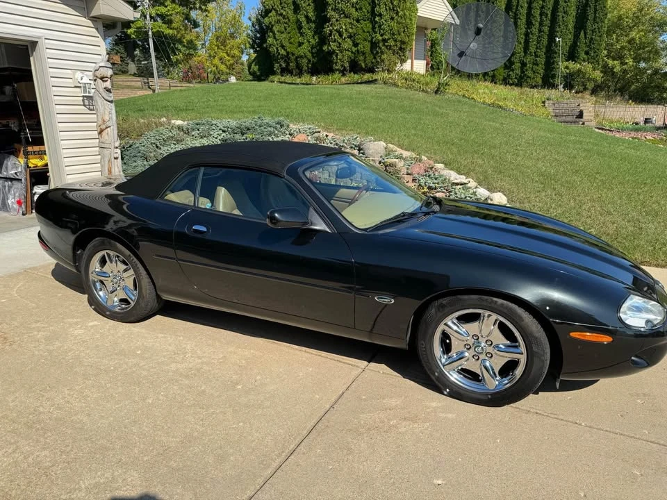 1997 Jaguar X100 XK8 - Image 2 of 2
