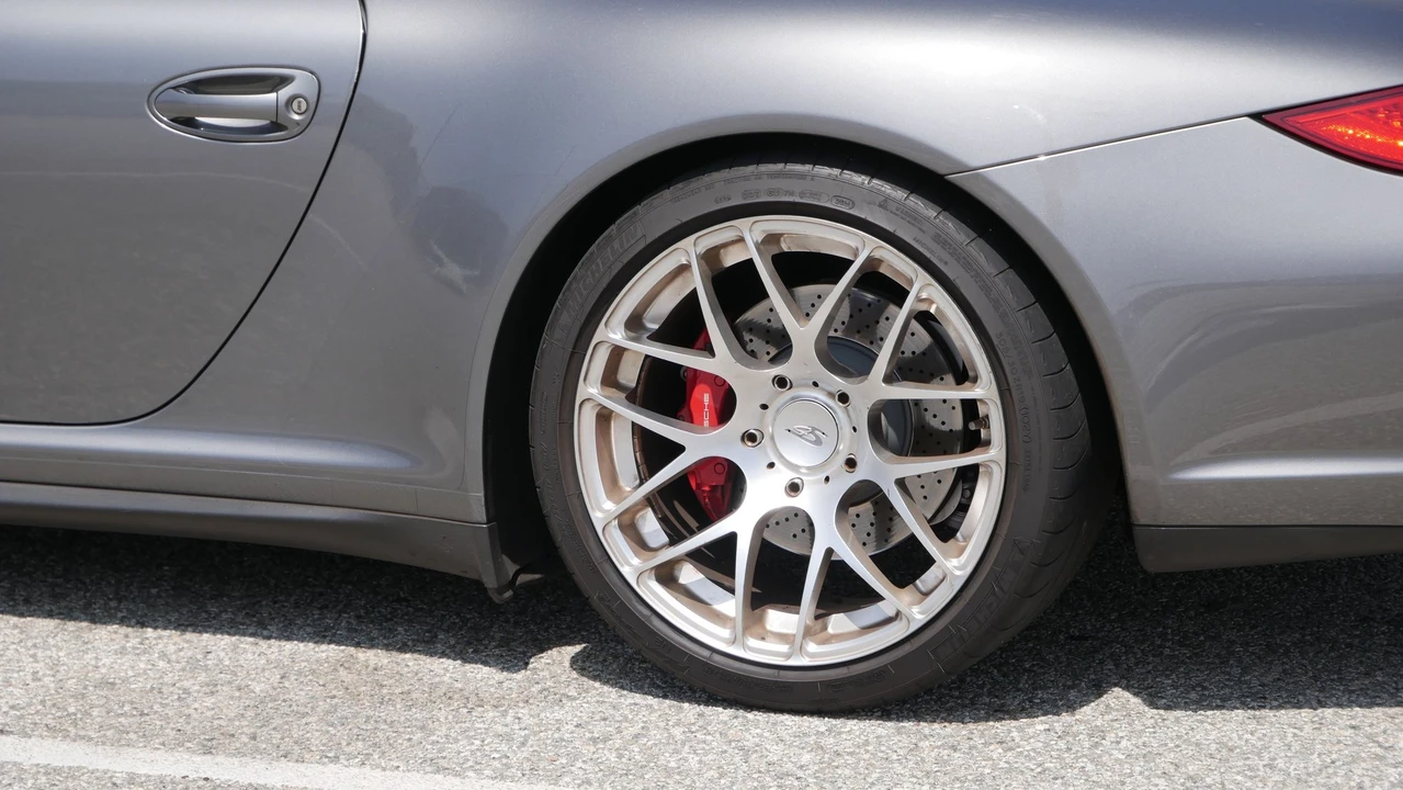 2009 Porsche 997 Carrera 4S - Image 6 of 16