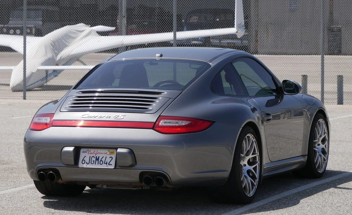 2009 Porsche 997 Carrera 4S - Image 8 of 16