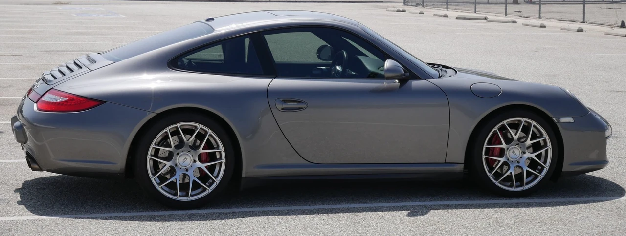 2009 Porsche 997 Carrera 4S - Image 9 of 16