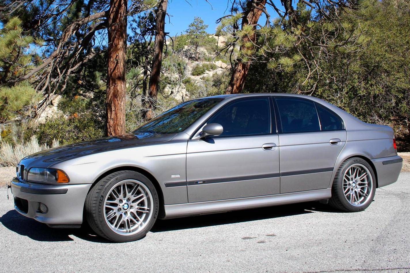 2003 BMW M5